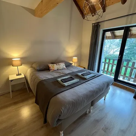 Spacious Town House In The Center Of Le Bourg D'Oisans Exterior photo