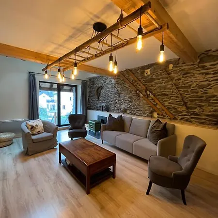 Spacious Town House In The Center Of Le Bourg D'Oisans Exterior photo