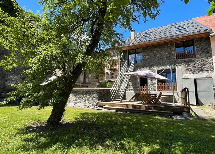 Spacious Town House In The Center Of Le Bourg D\'Oisans